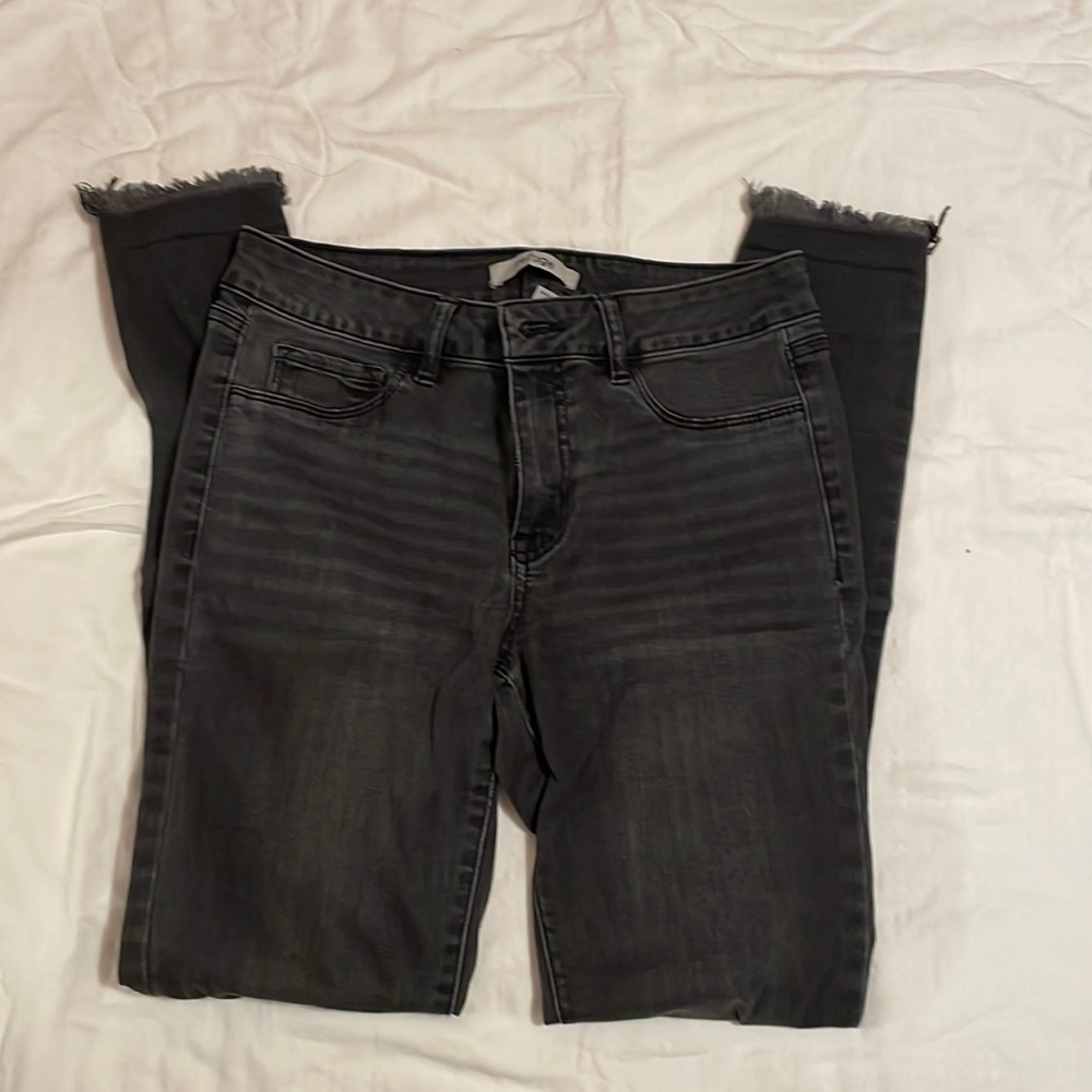 Black ripped jeans